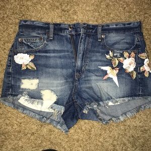 NWOT American Eagle Shorts!